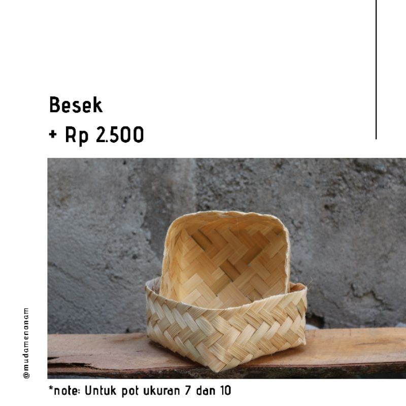 

Besek Wrap Kado / Bungkus Kado