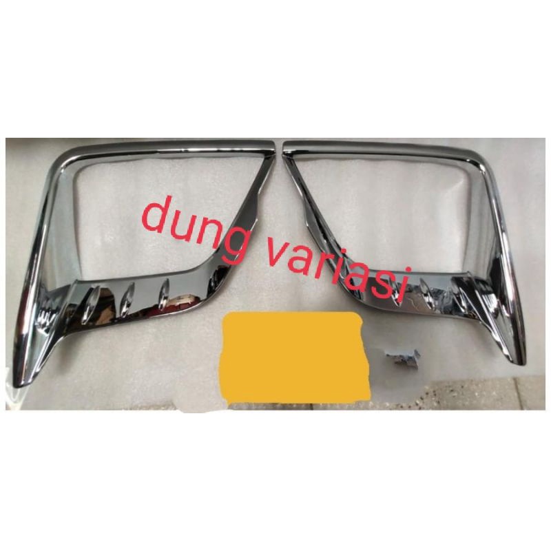 garnish lampu depan xpander cross chrome