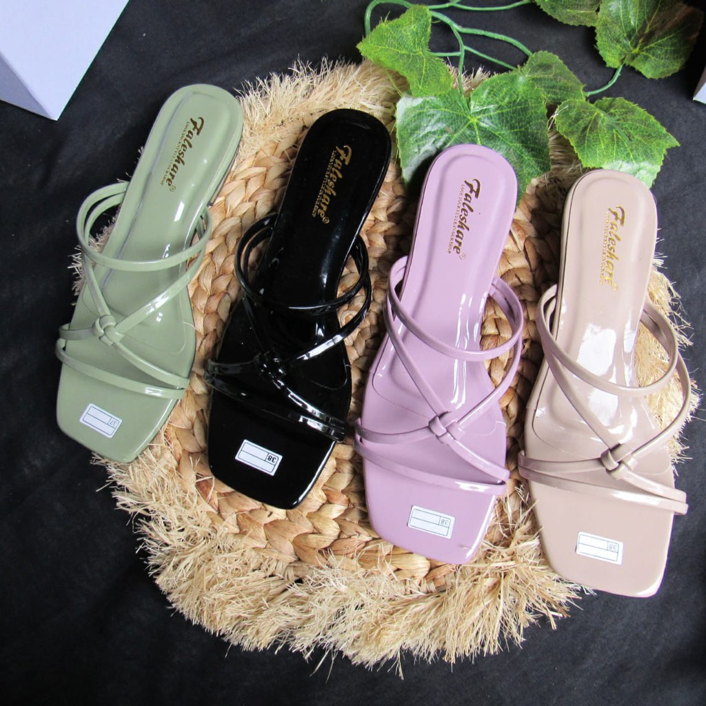 Sandal Wanita Flat Slop Tali  Ry010