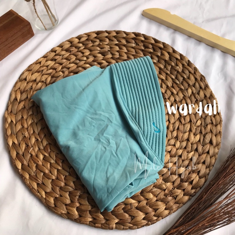 Bergo Hamidah Jilbab Jersey Menutup Dada Kerudung Olahraga Instan Premium-Wardah