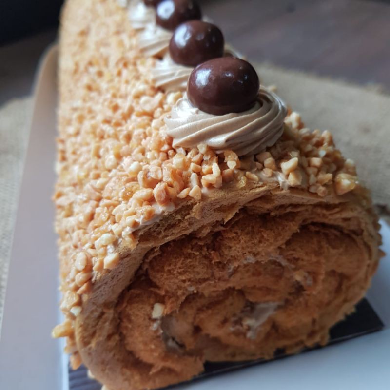 

Mocca Nougat Roll Cake/Bolu Gulung