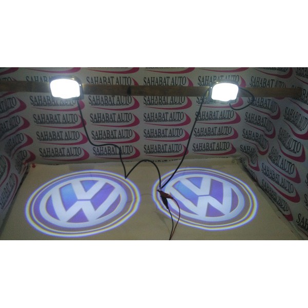 Lampu Proyektor Logo Pintu VW