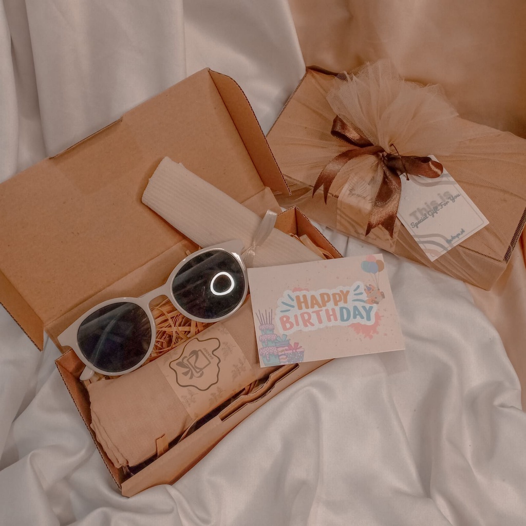 Gift Box Murah / Kado Ulang Tahun Cewek / Kado Ulang Tahun / Gift Box / Kado Sahabat/ Birthday Gift 