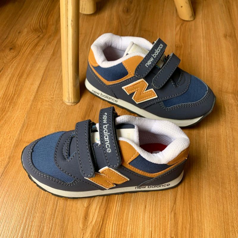 SEPATU ANAK NEW BALANCE | NAVY BROWN