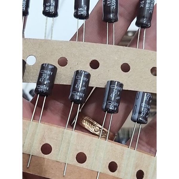 Elco 47uf 35v 50pcs