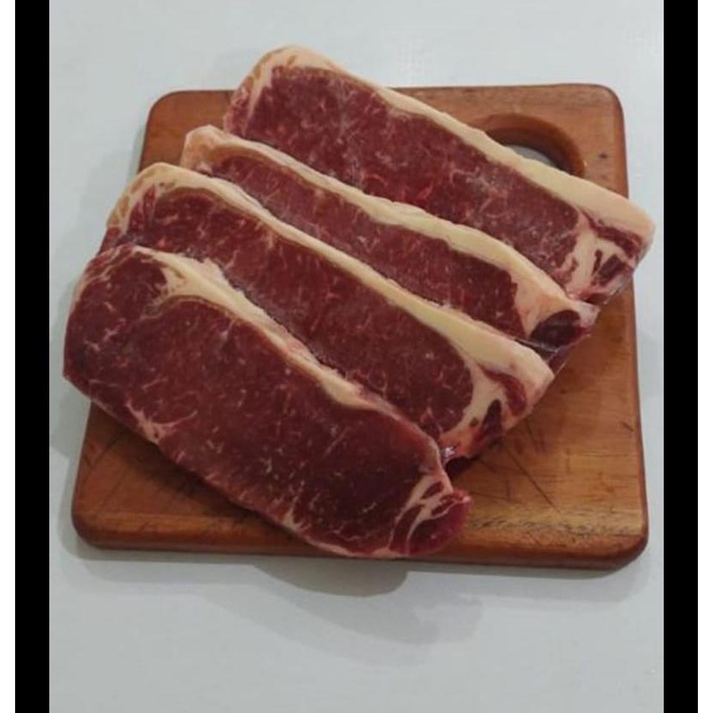 

STRIPLOIN / SIRLOIN STEAK KEMASAN 500 GR / STEAK STRIPLOIN MURAH / HAS LUAR STEAK KEMASAN 500GR