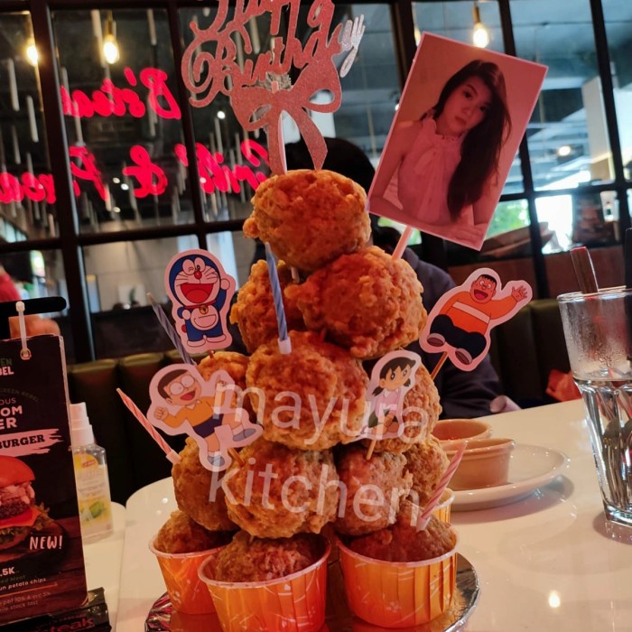 

Bakso Goreng Tower Kue Ulang Tahun Unik acara Pesta Ayam Halal