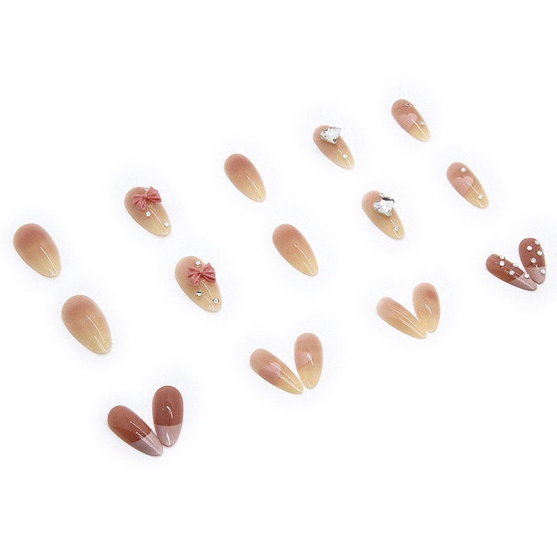 24pcs / Kotak Kuku Palsu Warna Coklat Gradien Almond Love Drill Butterfly Knot Untuk Nail Art