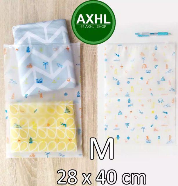 Iconic Indonesia Zipper Storage Bag M 28 X 40 Cm Kantong Kantung Plastik Resleting Motif Tahan Basah