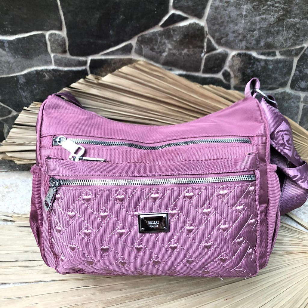 Tas Slempang Wanita tas Slempang Chibao bahan kanvas kode 788-22. Tas Chibao Import Terbaru bisa COD