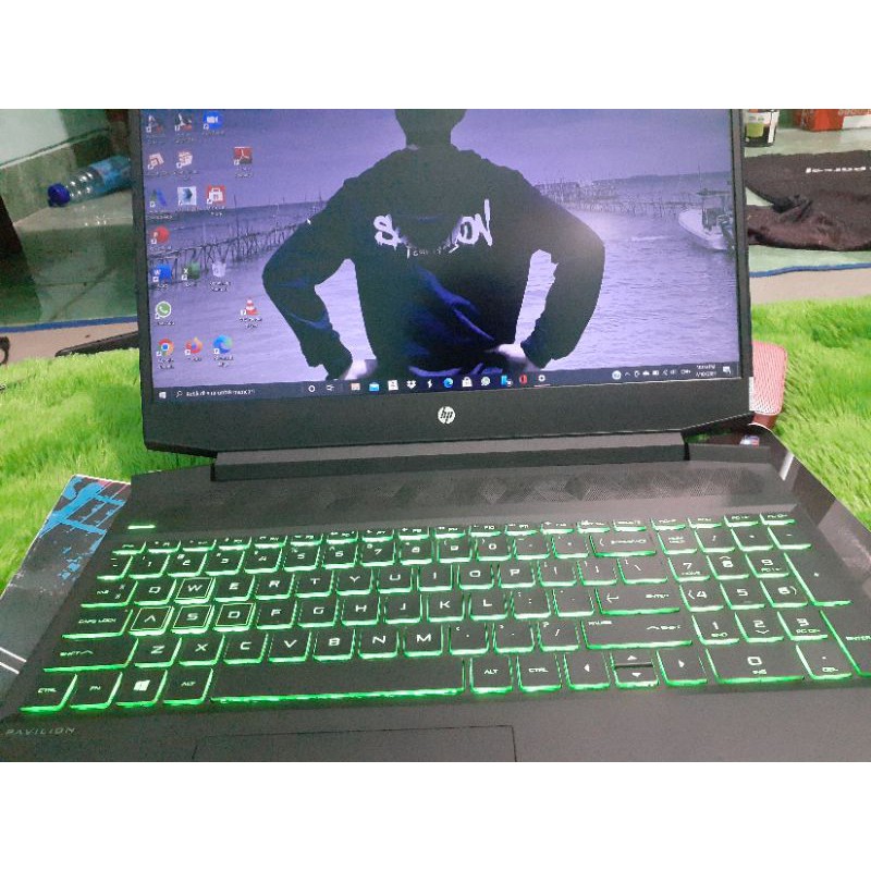 HP Pavilion Gaming 15-ec0xxx