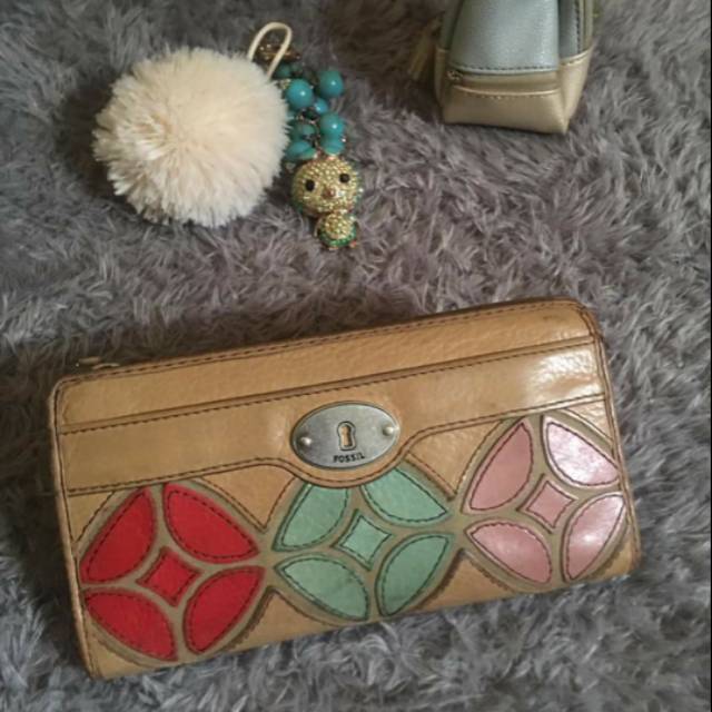 Dompet fossil