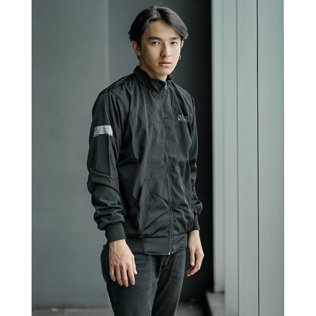 Jaket Coach Pria/Jaket Olahraga/Bersepeda/Jaket Parasut Cowok/Murah/Distro Bandung