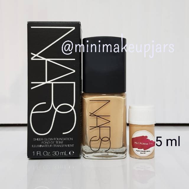 Nars Sheerglow foundation share in jar