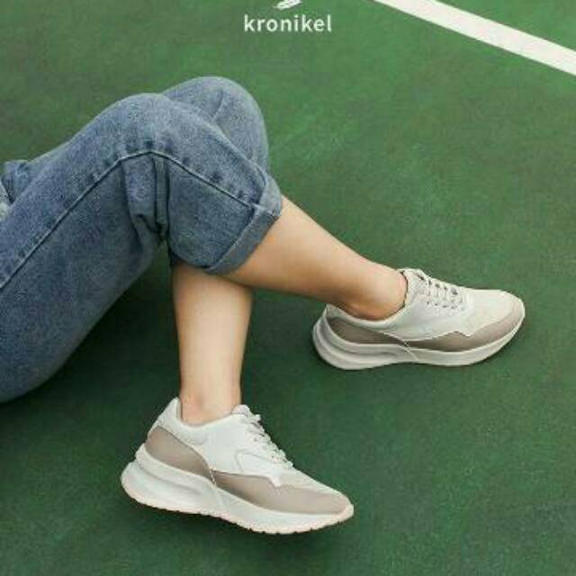 Sepatu kronikel project