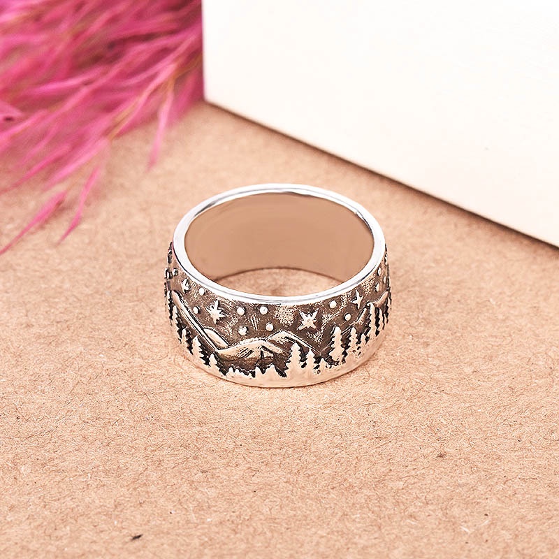 Cincin Pasangan Desain Serigala Loyal Bahan Stainless Steel S925 Gaya Vintage