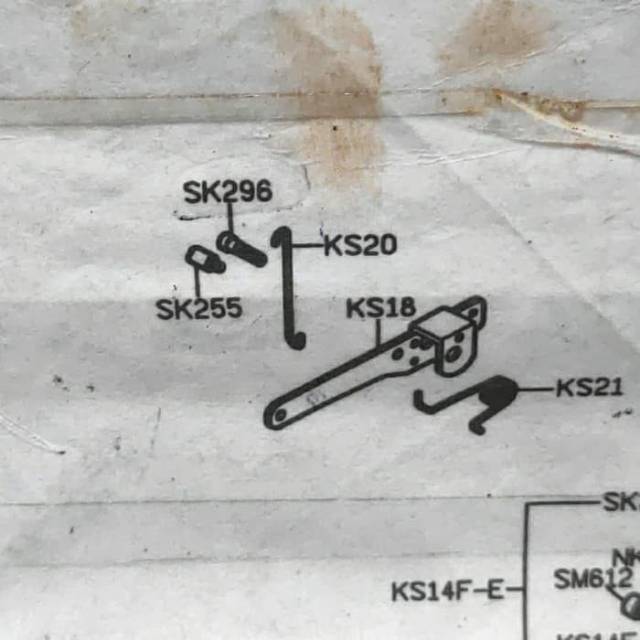 KS-18 Tangkai Angkat Sepatu Mesin Jahit Obras Siruba 700F Asli