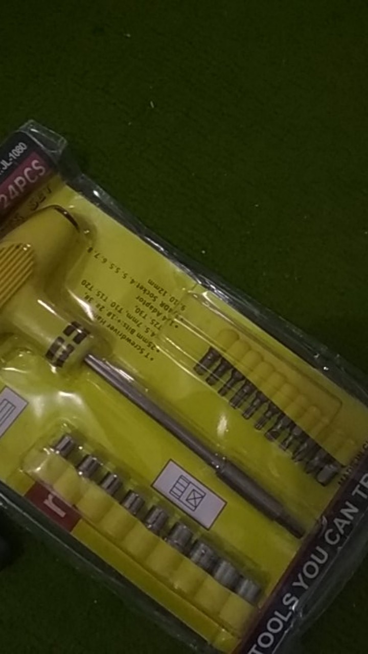 Obeng Set Multifungsi 24 In 1 Palu Kunci T Sock Screwdriver