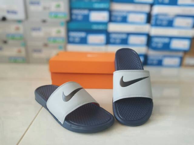 SANDAL Nike Benasi