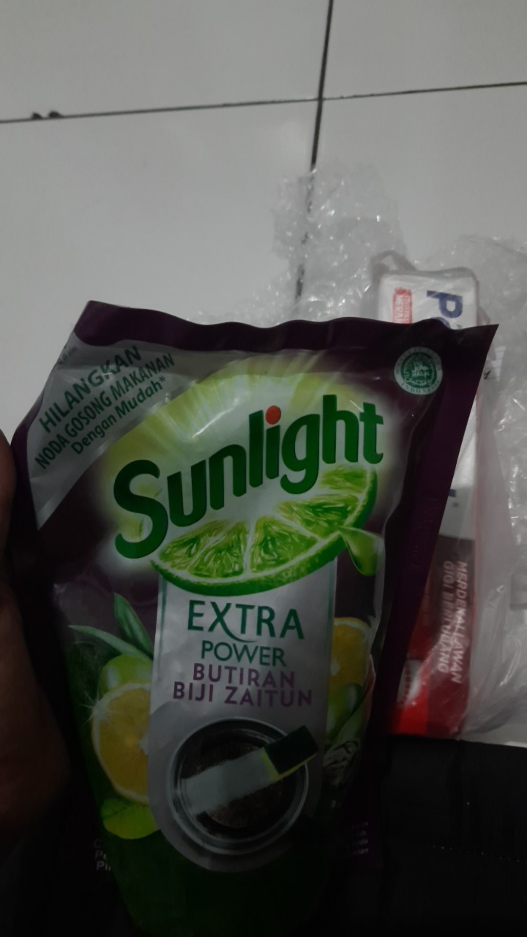 Sunlight Cairan Pencuci Piring Refill 680ml Sunlight Sabun  Cuci Piring Cair,