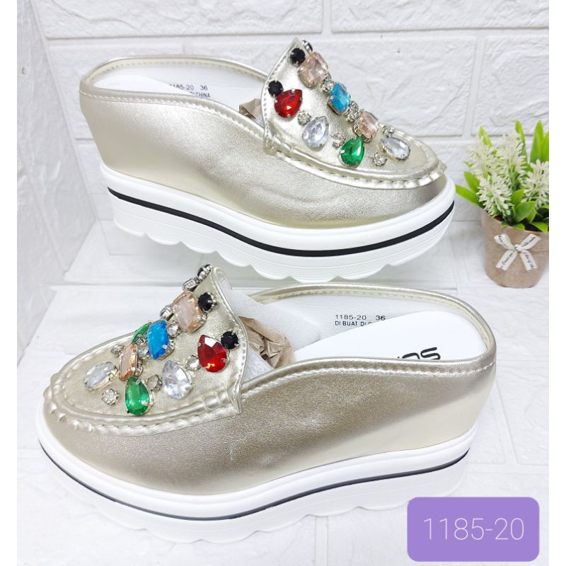 Sofiya Bustong 1185-20