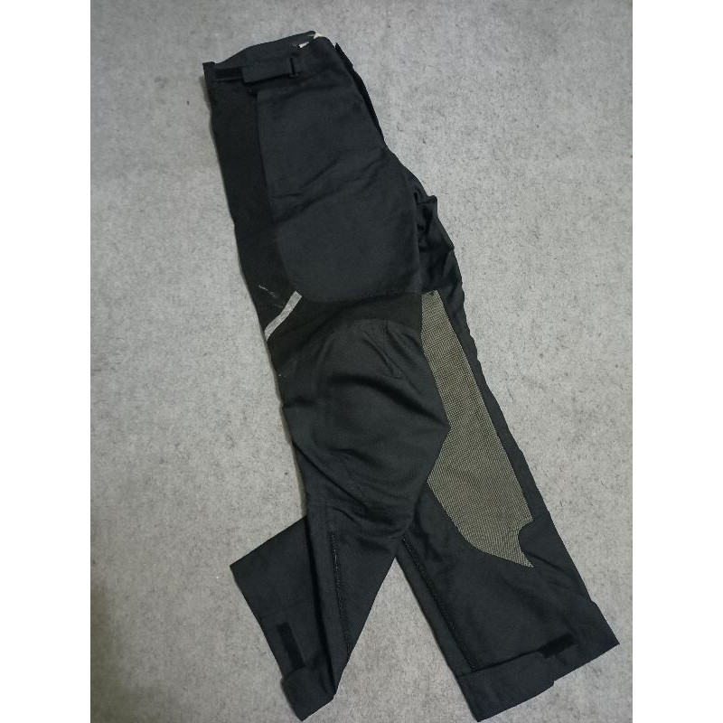 PRELOVED/SECOND - CELANA OUTDOOR/CELANA SNOWBOARD/BMW PROTECTOR