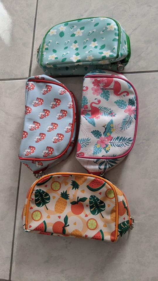 Paket Random Pouch Oil Bag Sekat Ready Motif Random Termurah