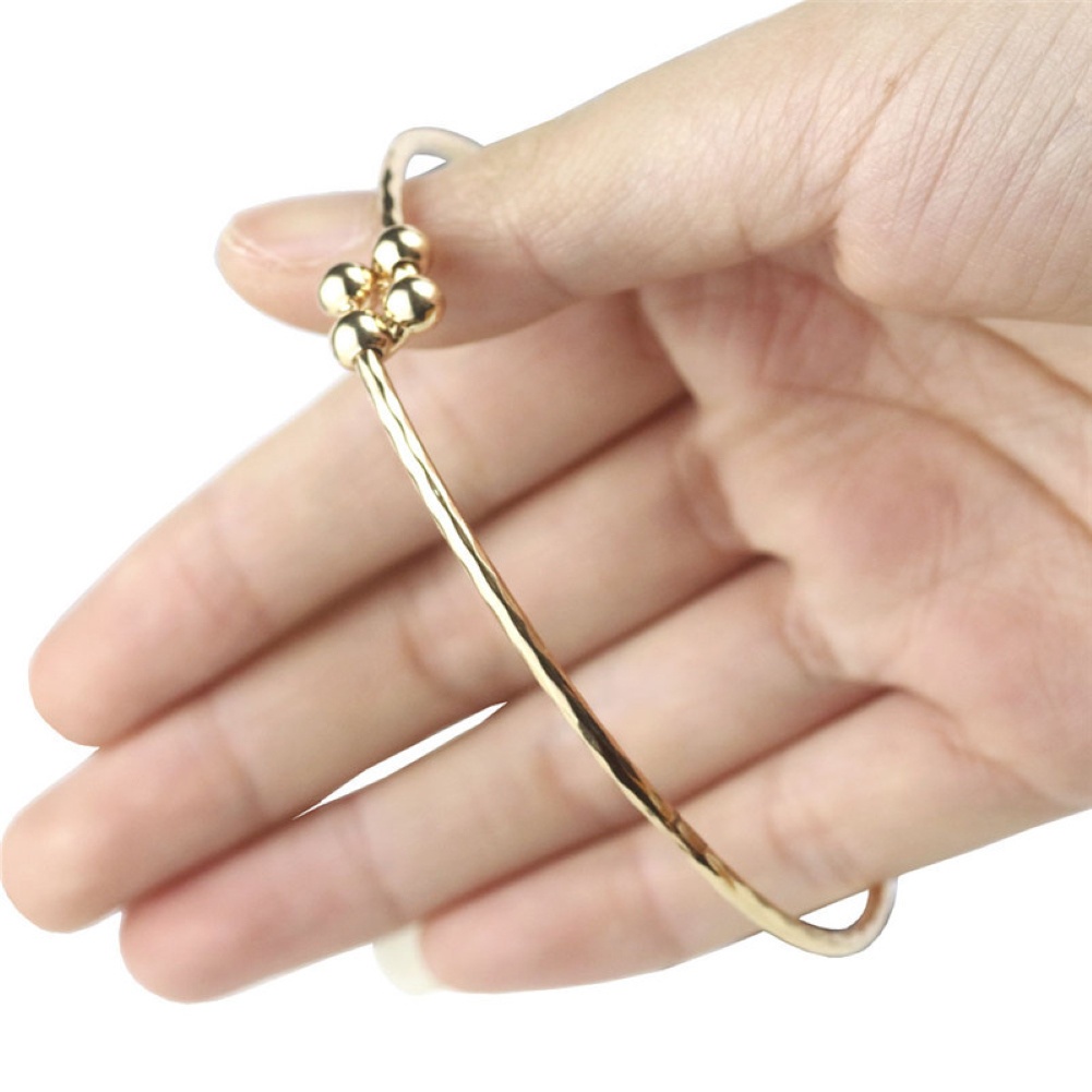 Hu Hu Hu Hu Hu Alat Bantu Pasang Kacamata♡ Gelang Bangle Open Adjustable Bahan Alloy Gaya Klasik Untuk Wanita