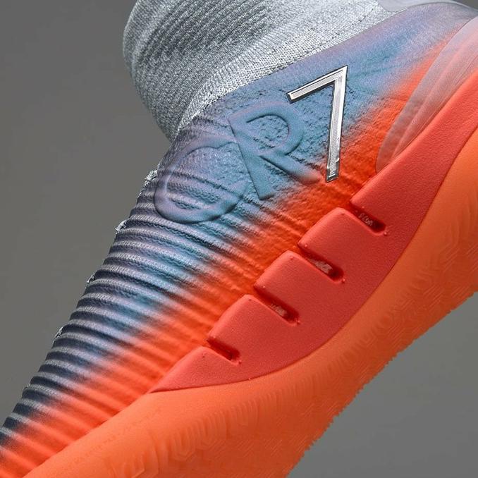 BAYAR DITEMPAT SEPATU FUTSAL NIKE MERCURIAL X PROXIMO 11 CR7 PREMIUM BIG SALE Kode 1346