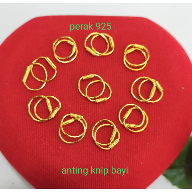 anting knip bayi polos perak,925 sepuh emas kuning 27500/pasang