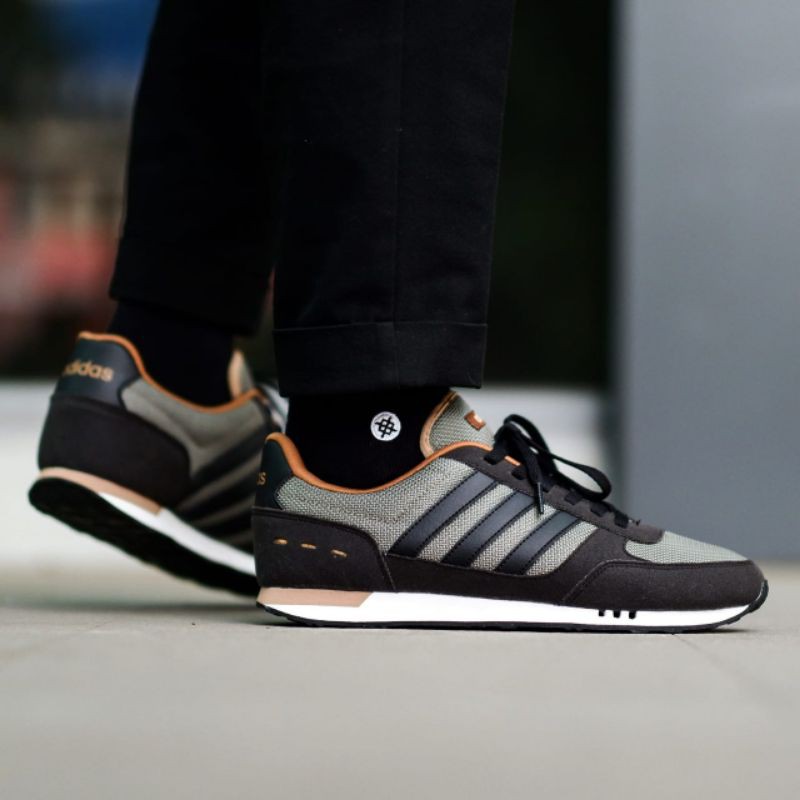 SALE TERMURAH ADIDAS NEO CITY RACER GREEN OLIVE BLACK