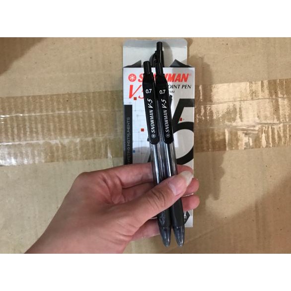 

PROMO pen snowman v5 ballpoint pen fine point 0.7mm/PULPEN GEL/PULPEN LUCU/PULPEN 1 PACK/PENSIL WARNA/PENSIL 2B/PENGHAPUS JOYKO/PENGHAPUS LUCU/RAUTAN PENSIL PUTAR/RAUTAN ELEKTRIK/SPIDOL WARNA/SPIDOL PERMANEN/SPIDOL WHITEBOARD/CORRECTION TAPE