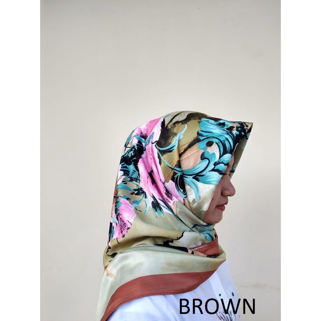 HIJAB SATIN LAMIZ ECER AZZURA SCRAFT