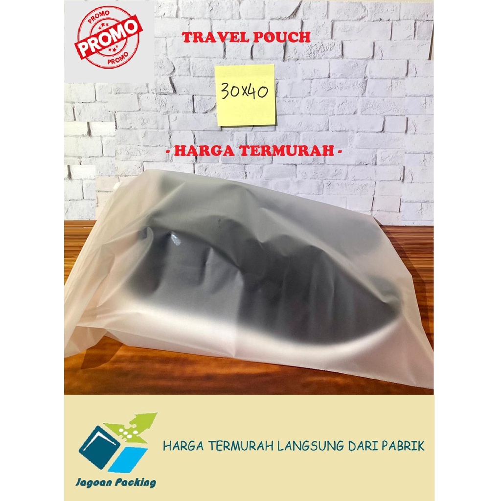 TRAVEL POUCH MATTE ZIPPER UKURAN 30 CM X 40 CM