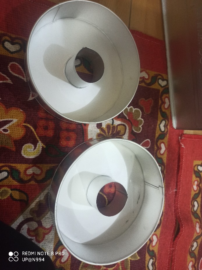 Loyang Kue Bolong Tengah Set 2 @chiracraft