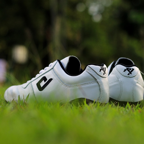 Babo Serenity R1 White, Sepatu Bola Kulit Asli, Bergaransi | Brand Lokal Indonesia