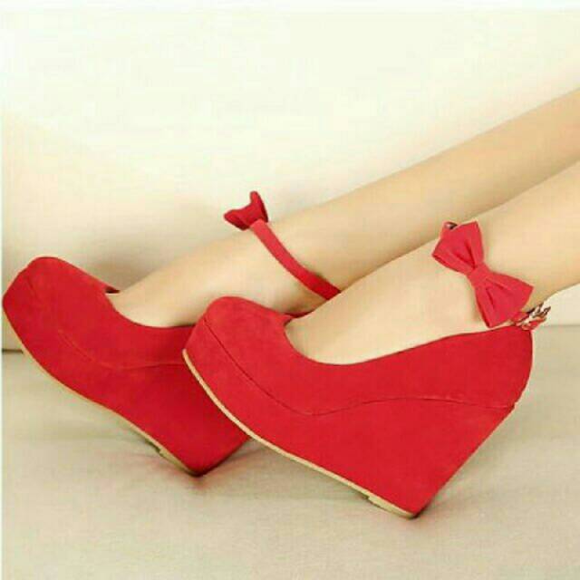 Wedges Suede Pita / Wedges cantik / Sepatu cantik murmer