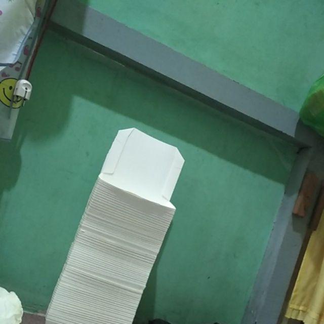 Paper Lunch Box / Kotak Makan Kertas Solapak Ukuran M - 18x10x5 Cm