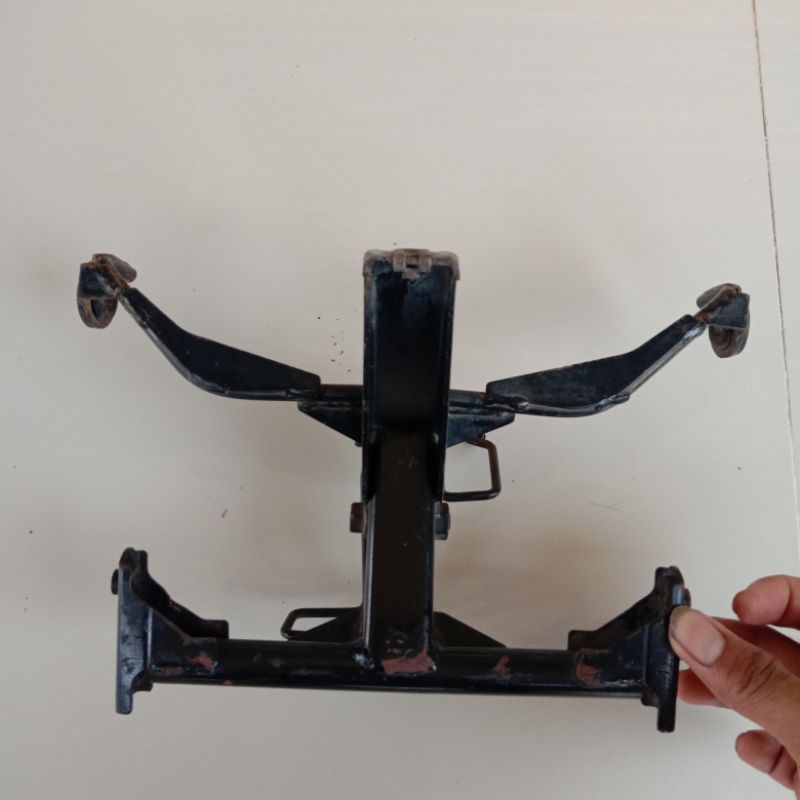 Breket dudukan Lampu depan honda cs1 cS 1Tanduk Rusa. Original. Seken bekas copotan motor
