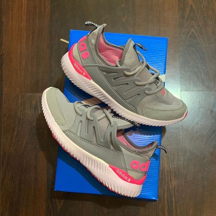 Sepatu Adidas Alphabounce Grey Pink Hitam Pink Sneakers Sekolah Kerja Running Olahraga Kado Murah