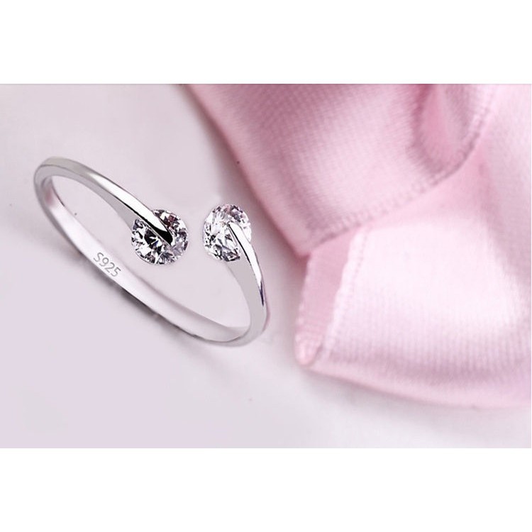 Cincin Silver Sterling 925 Simple Elegan dengan Kristal + Berlian Imitasi untuk Wanita