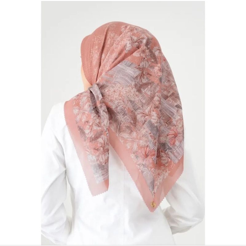 Button scraves malaya series apricot