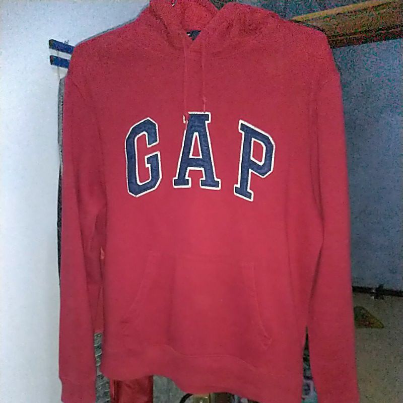 hoodie GAP merah bekas preloved