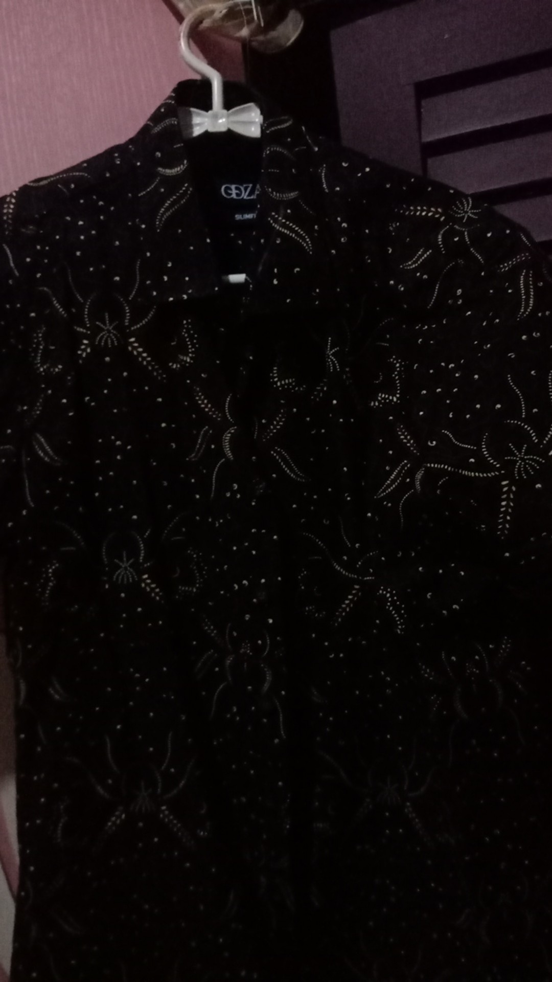 Odza Kemeja Batik Pria Slim Fit Modern Mewah Lengan Pendek Slimfit Delsiwa