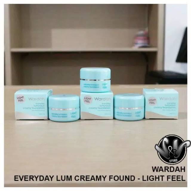 WARDAH EVERYDAY LUMINOUS CREAMY FOUNDATION LIGHT FEEL/ WARDAH/FOUNDATION WARDAH/FOUNDATION/KOSMETIK