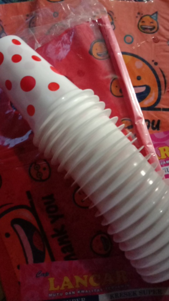 Gelas Plastik Tut Tul / Polkadot Merah Putih [1 Slop Isi 50 Pcs]