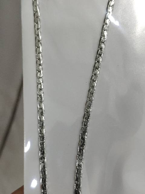 Kalung titanium warna silver motif sambungan panjanh 45cm