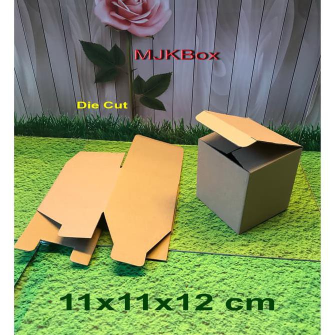 

Kardus Karton Box Uk.11X11X12 Cm,,,Die Cut...Baru Polos