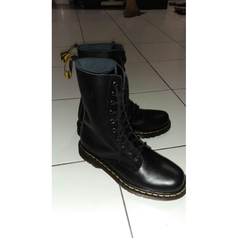 RAJIB - Sepatu Boot Pria | 10 Hole kulit Doff