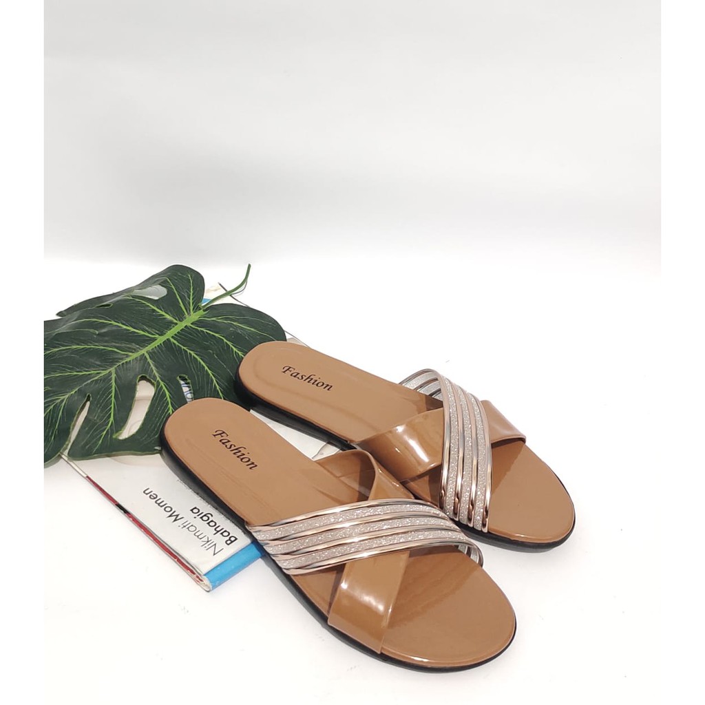 Sandal Wanita Terbaru 2021 Flat Jelly / Sandal Terlaris